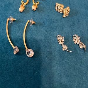 Lot of earrings, including Trifari